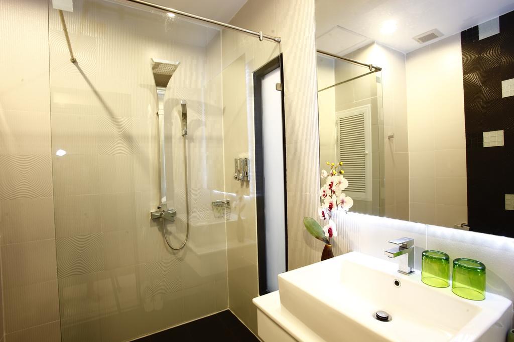Ferienwohnung Buasri By Ohm Patong Zimmer foto